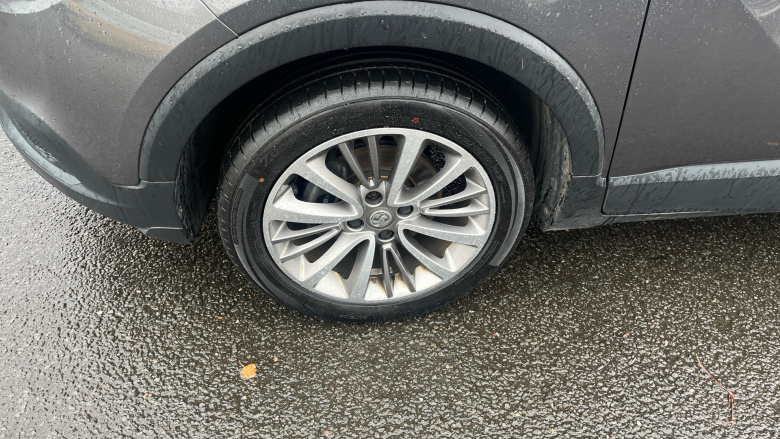 Vauxhall Crossland X 1.2T [110] SRi Nav 5dr [6 Spd] [S/S] Petrol Hatchback